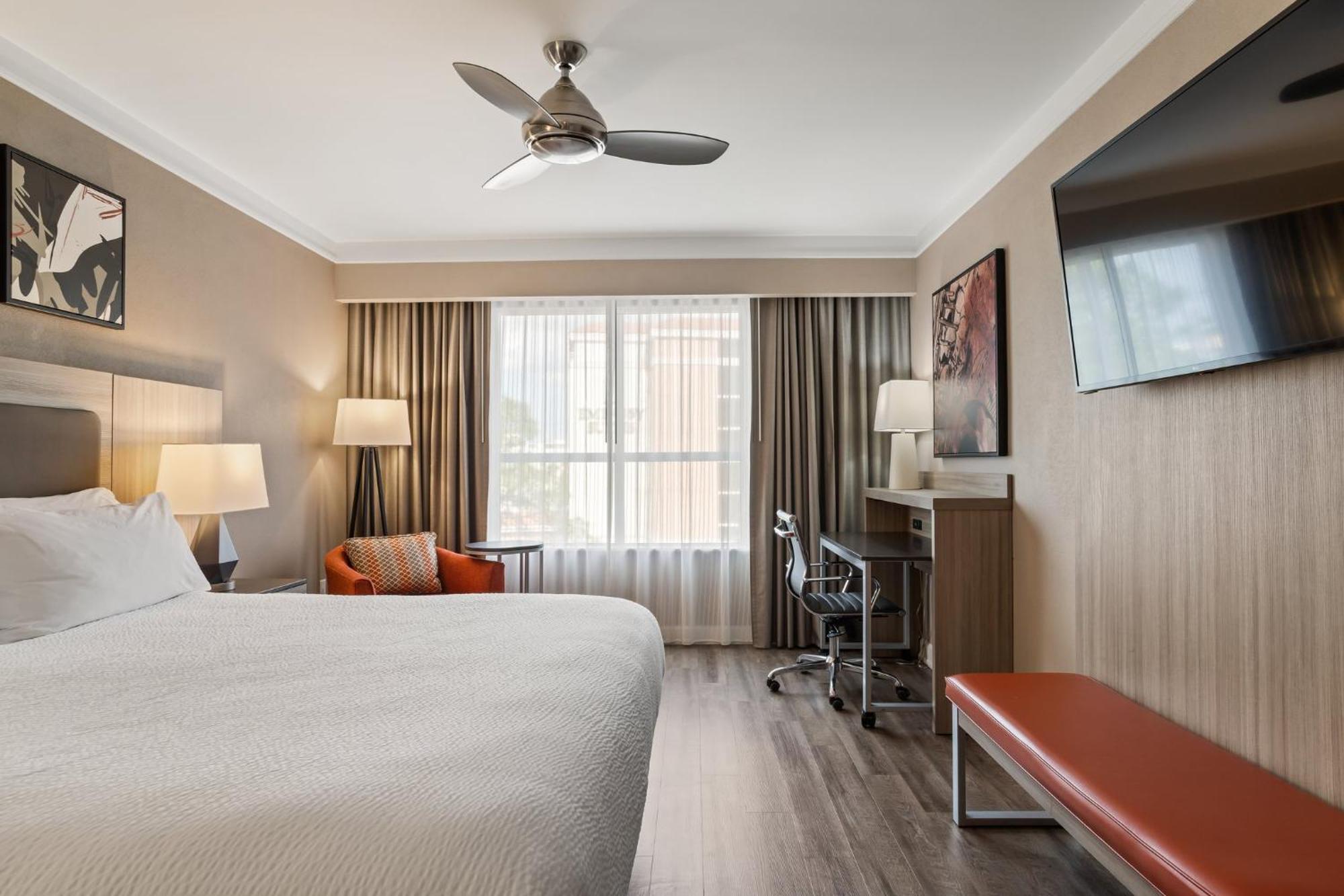 Holiday Inn Baton Rouge College Drive I-10 By Ihg Bagian luar foto