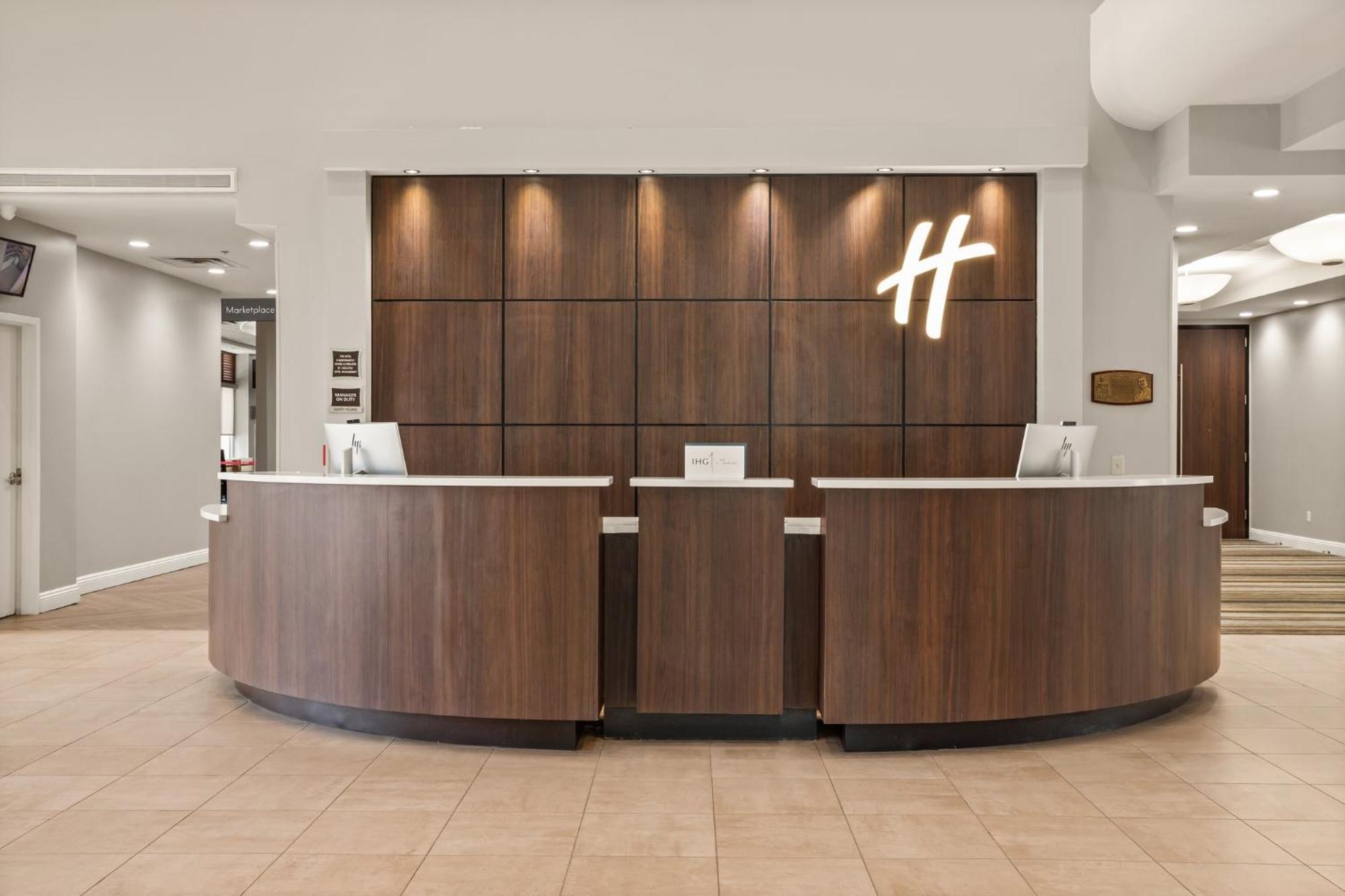 Holiday Inn Baton Rouge College Drive I-10 By Ihg Bagian luar foto
