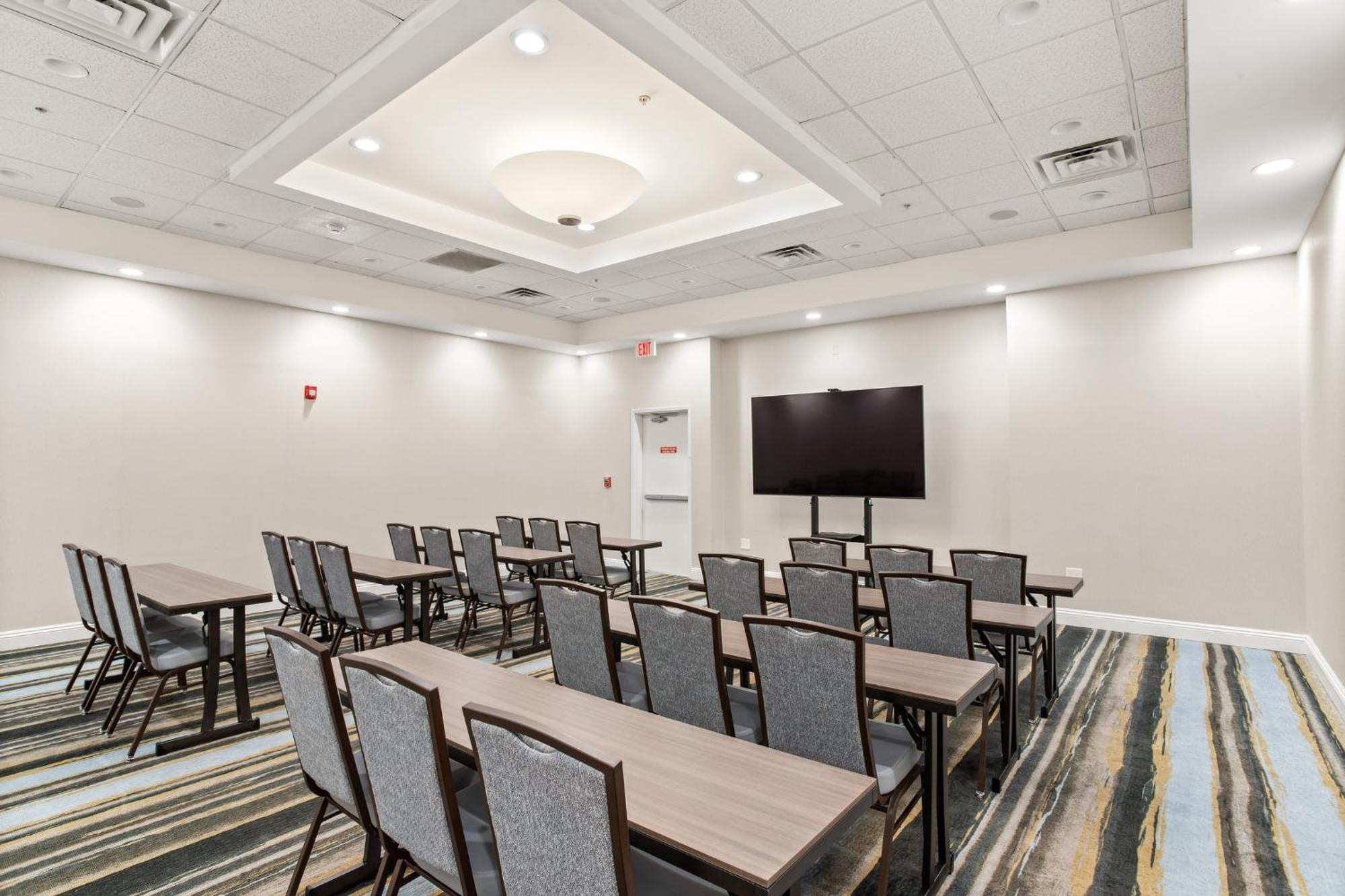 Holiday Inn Baton Rouge College Drive I-10 By Ihg Bagian luar foto