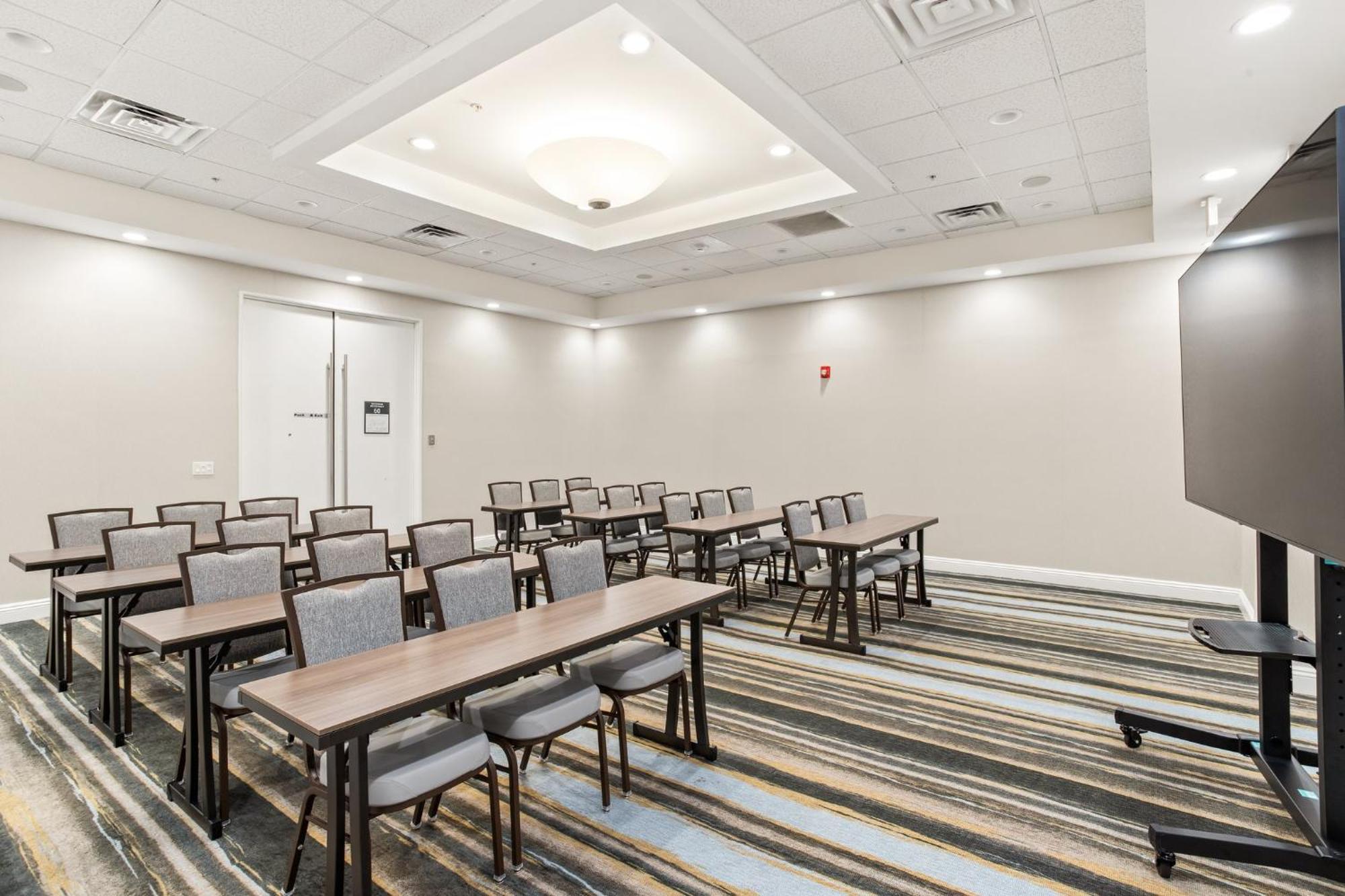 Holiday Inn Baton Rouge College Drive I-10 By Ihg Bagian luar foto